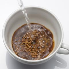 best way to make instant coffee