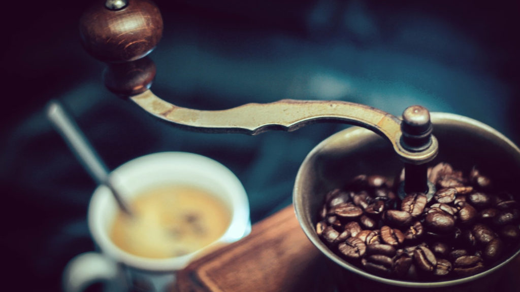 the best coffee maker with grinder