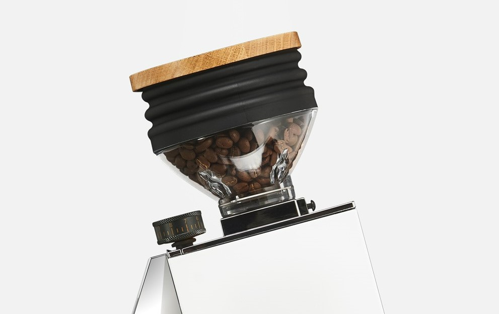 Single-dose hopper on a Eureka Mignon grinder