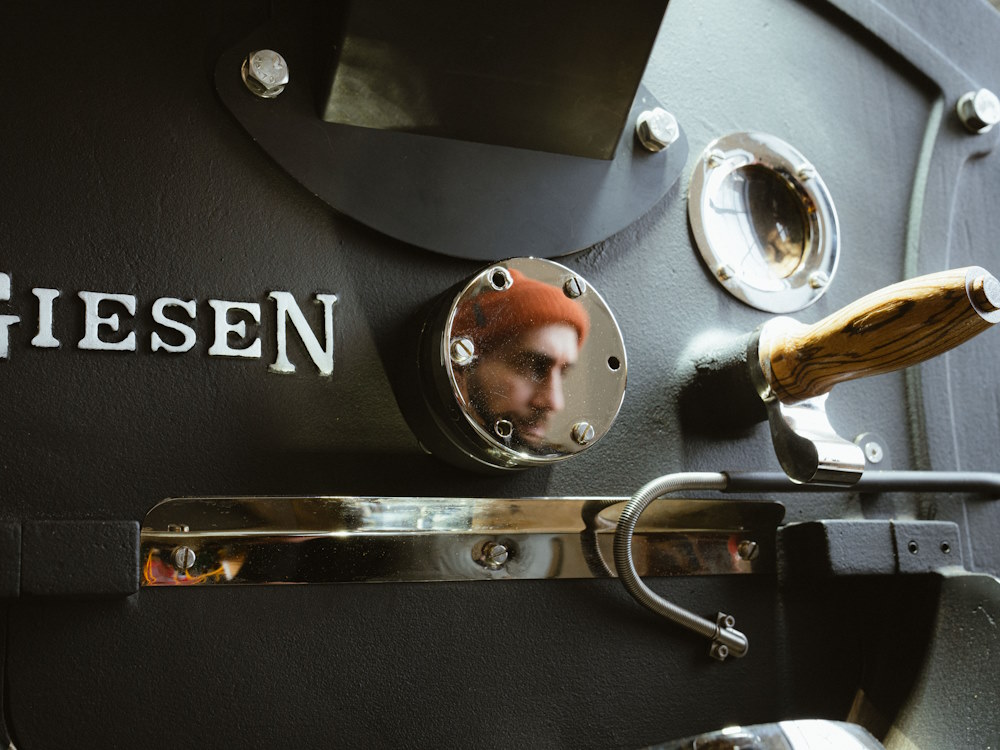 A close up of a Giesen roaster.