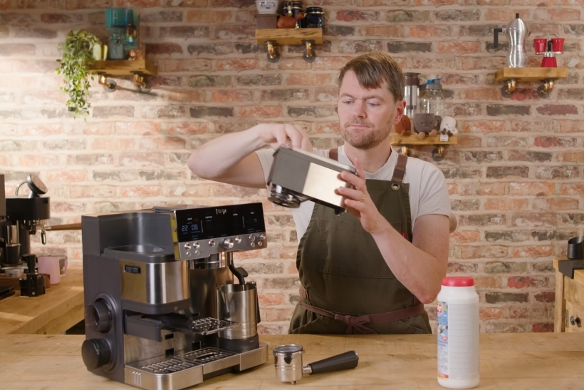 How to clean ninja luxe cafe grinder