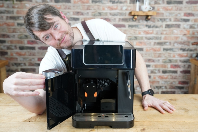 Beko Caffe experto CEG 7302 Brewing Unit Access.